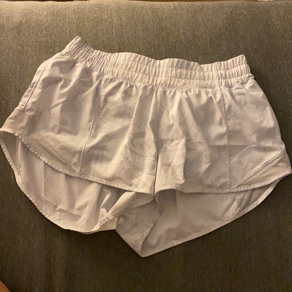Hotty hot lulu shorts!